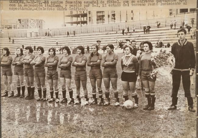 Formación de España para jugar ante Italia, en Córdoba, durante el Torneo Adriático de 1972.