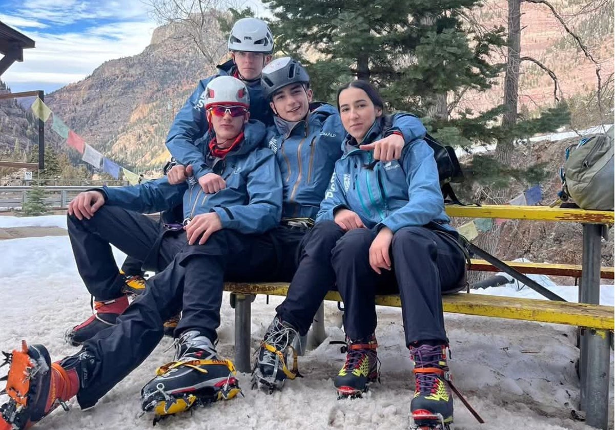 Lucas Pérez, Gonzalo Escudero, Maite Vila y Jorge Veiga durante la competición.