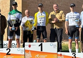 Adrián Benito, segundo de la general en la Vuelta del Guadalentín de Murcia.