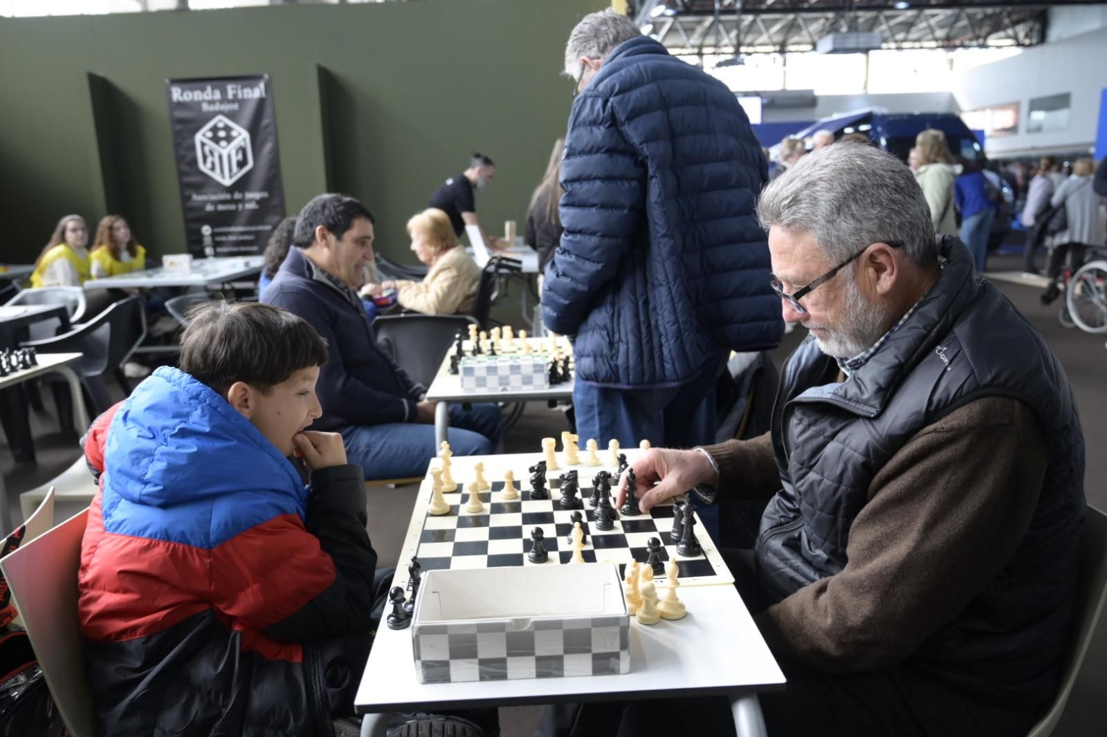 La primera jornada de la Feria de los Mayores de Extremadura 2025, en imágenes