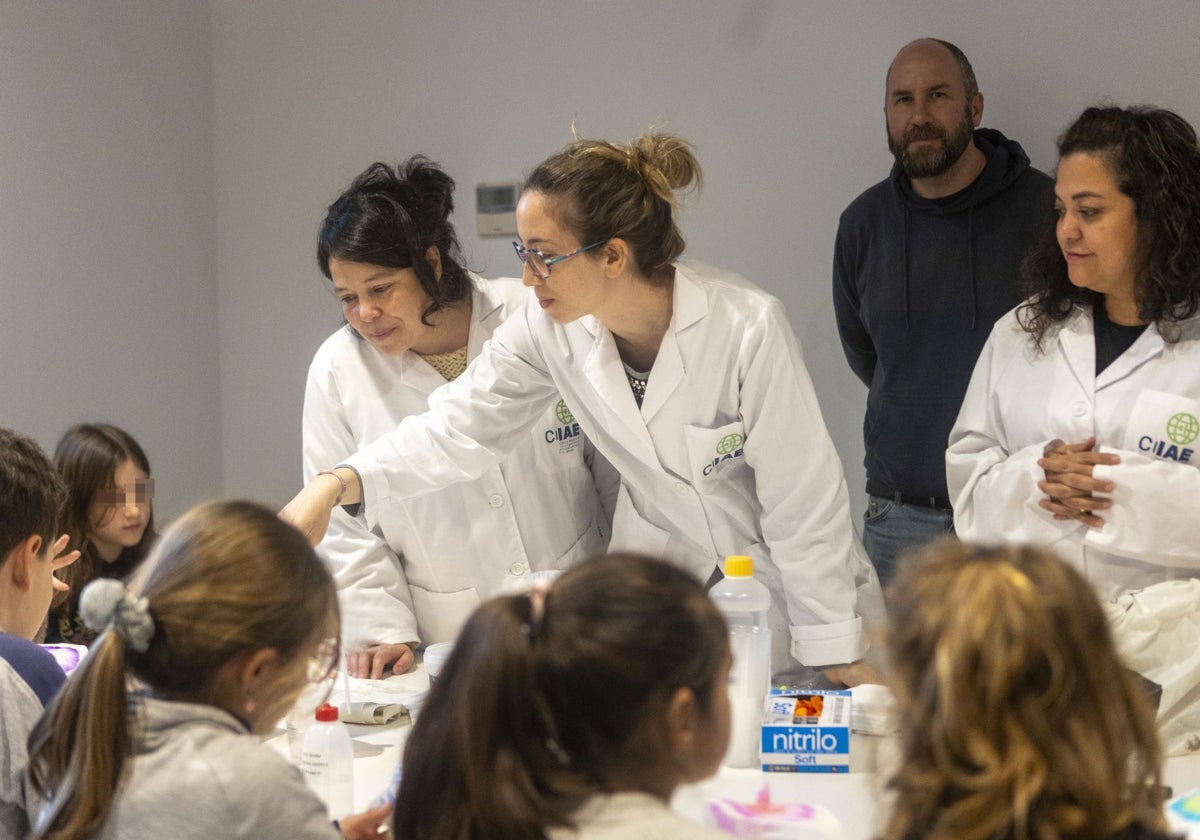 Febrero de ciencia y libélulas