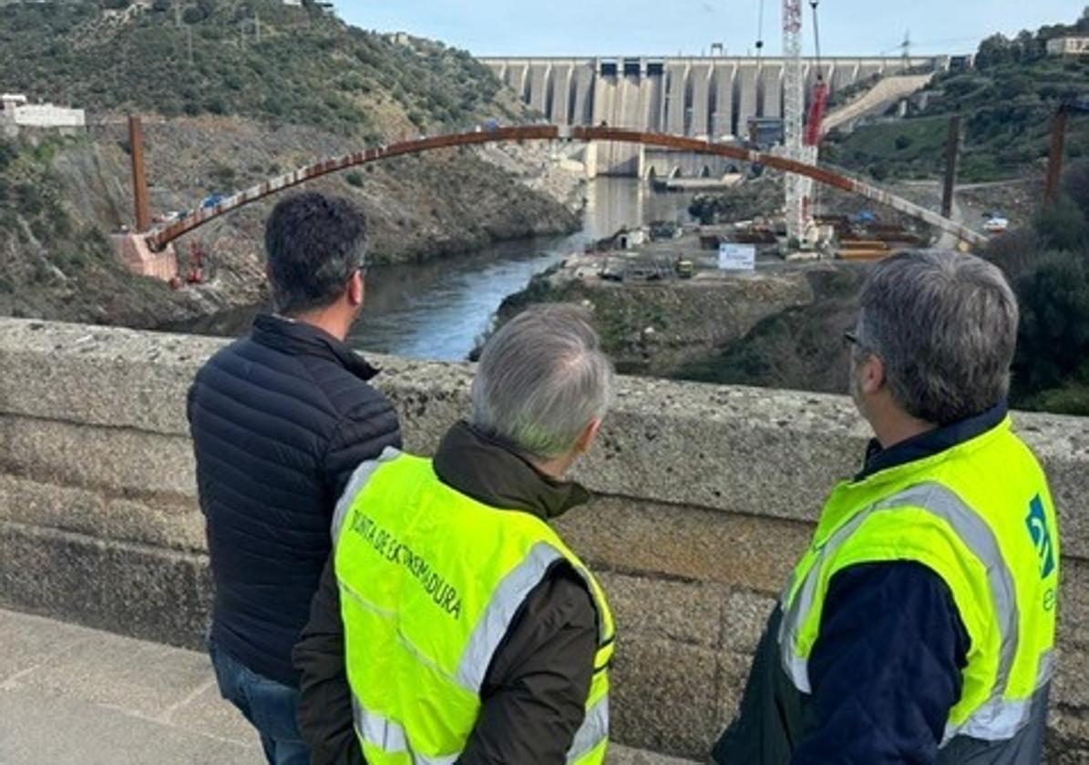 Estado actual del nuevo puente de Alcántara.