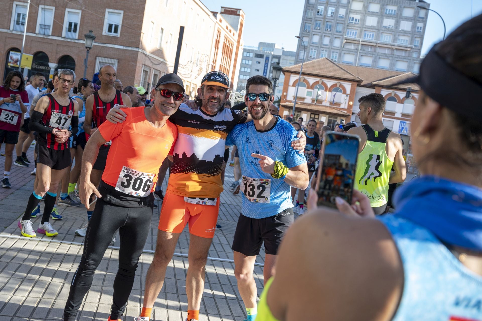 Carlos Gazapo y Raquel Cabaço se imponen en la media maratón Badajoz-Elvas