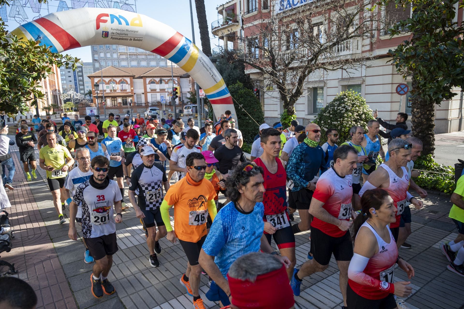 Carlos Gazapo y Raquel Cabaço se imponen en la media maratón Badajoz-Elvas