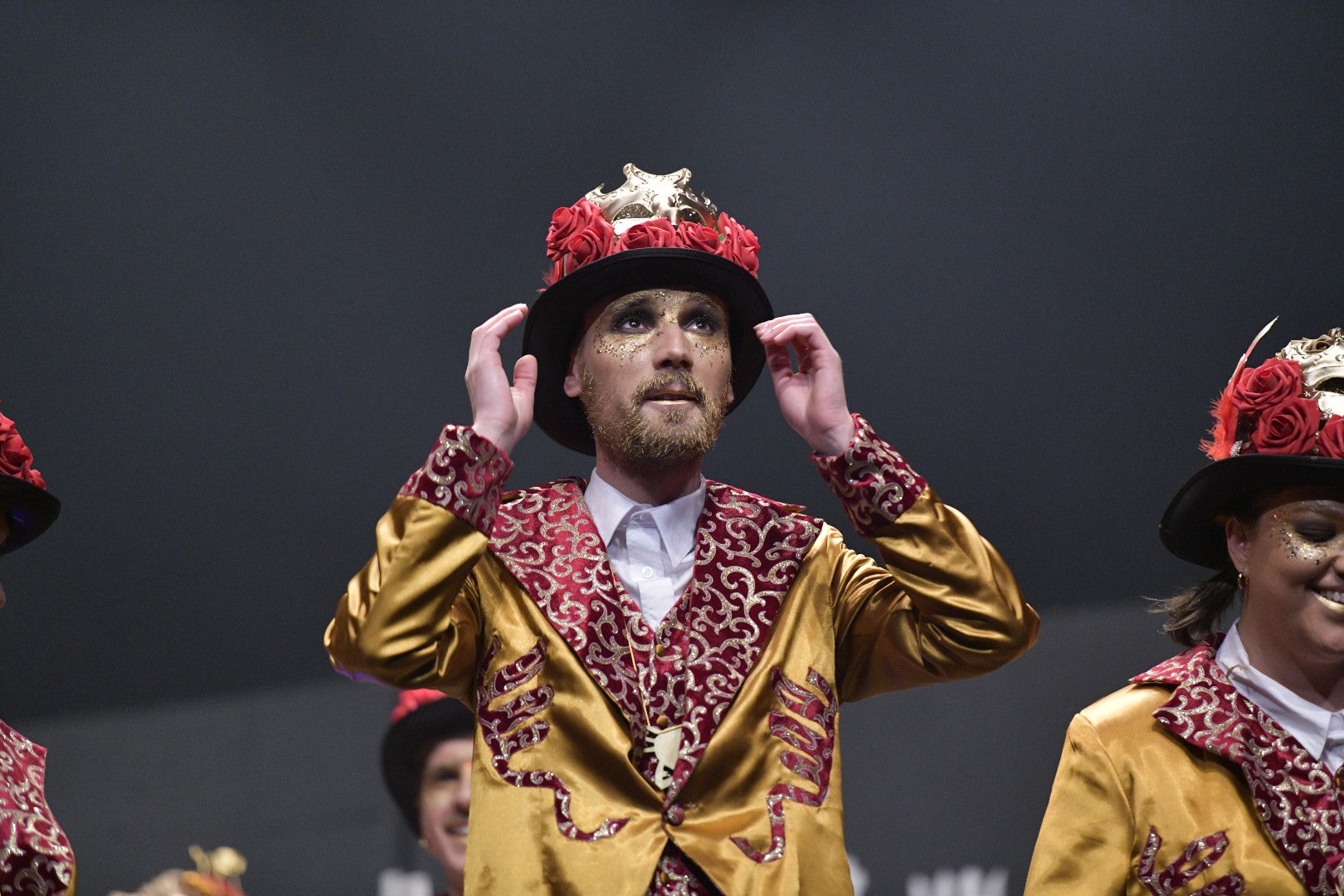 Actuación de la murga Charramangueros el primer día de preliminares del Concurso de Murgas del Carnaval de Badajoz 2025. 