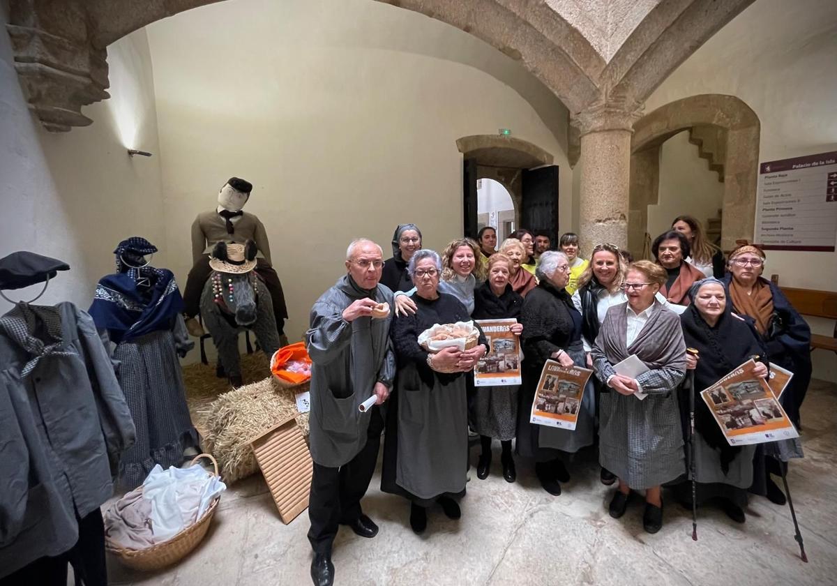 Las Lavanderas y el Febrero abrirán el Carnaval en Cáceres con un desfile de más de 1.500 personas