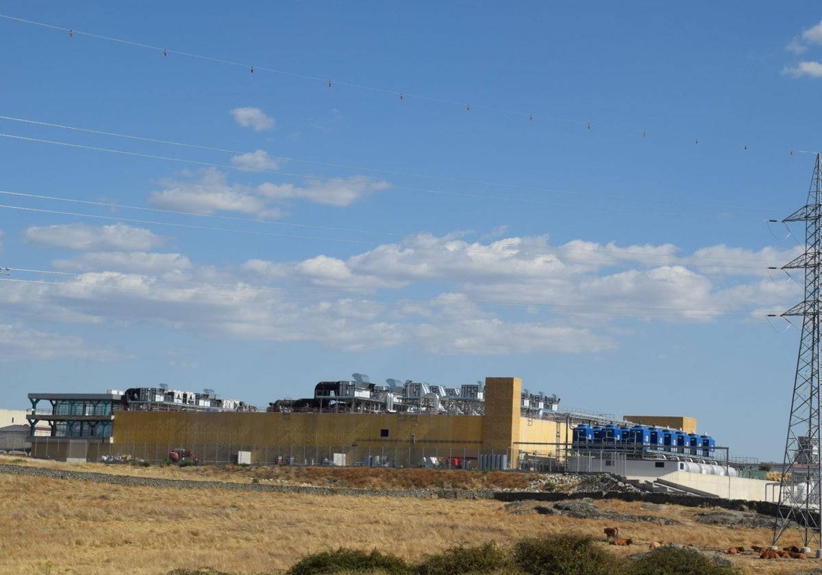 Vista de la fábrica de diamantes ubicada en el polígono Arroyo Carballo.