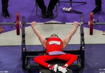 Loida Zabala bate el récord de España en plena lucha contra el cáncer