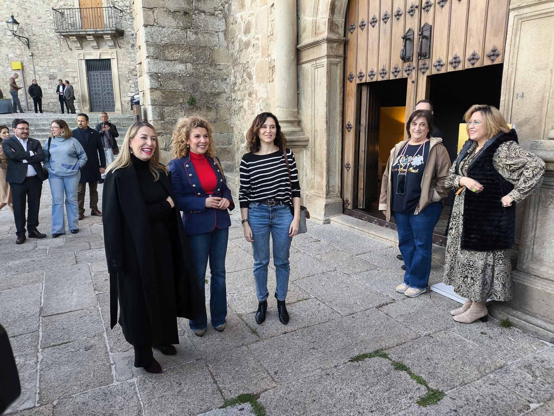 María Guardiola e Isabel Díaz Ayuso visitan Trujillo