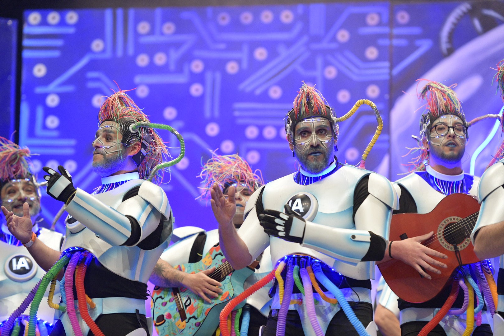 Actuación de Marwan en la primera semifinal del Concurso de Murgas del Carnaval de Badajoz 2025. 