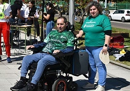 Remedios y su marido Lucas, de Miajadas, en un acto sobre la ELA el verano pasado.