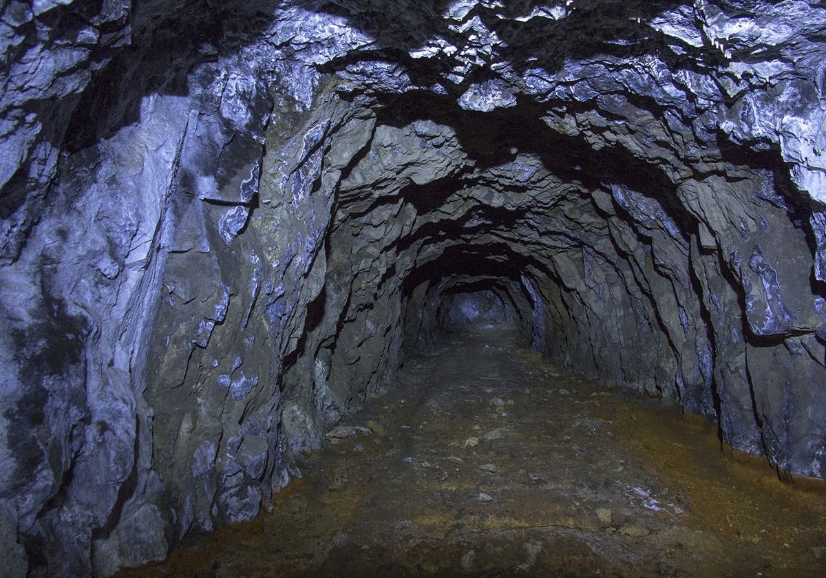 Interior de la mina Monchi, en Burguillos del Cerro.