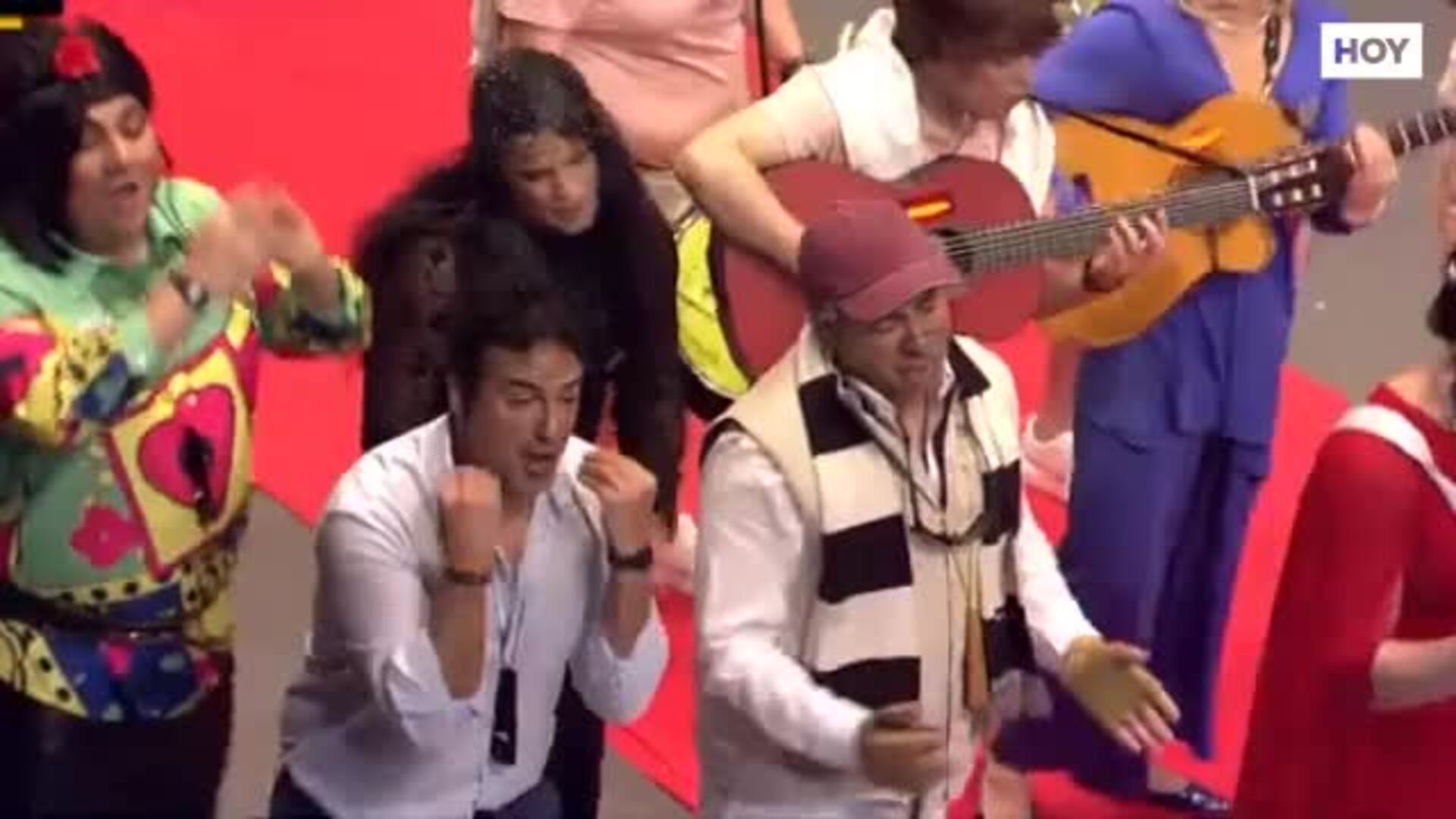 Murga Los Chungos en la Final del Concurso de Murgas de Badajoz 2025