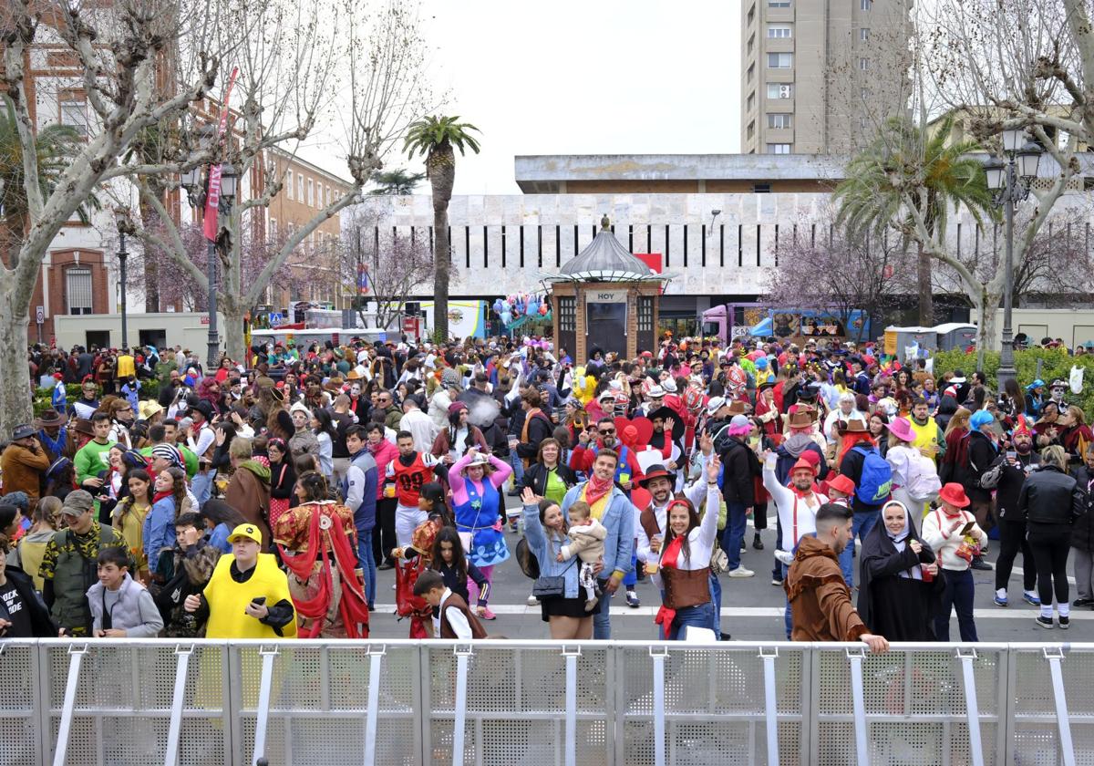 Los disfraces más originales del Carnaval de Badajoz 2025, en imágenes