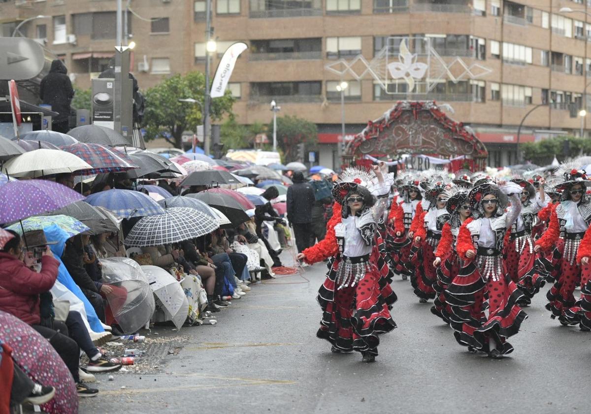 Sigue el gran desfile de Comparsas del Carnaval de Badajoz 2025