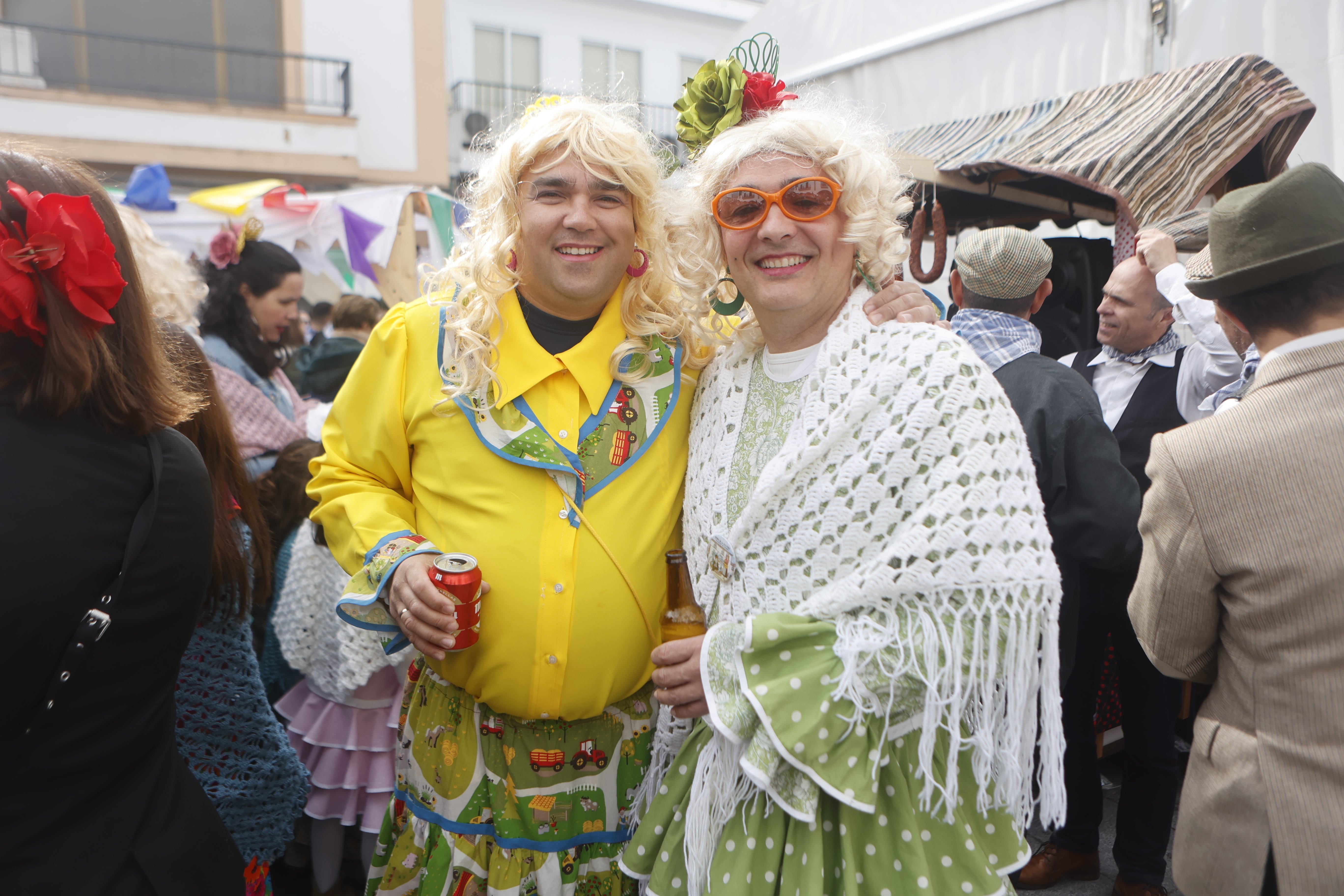 Cientos de personas disfrutan de la Pedida de la Patatera