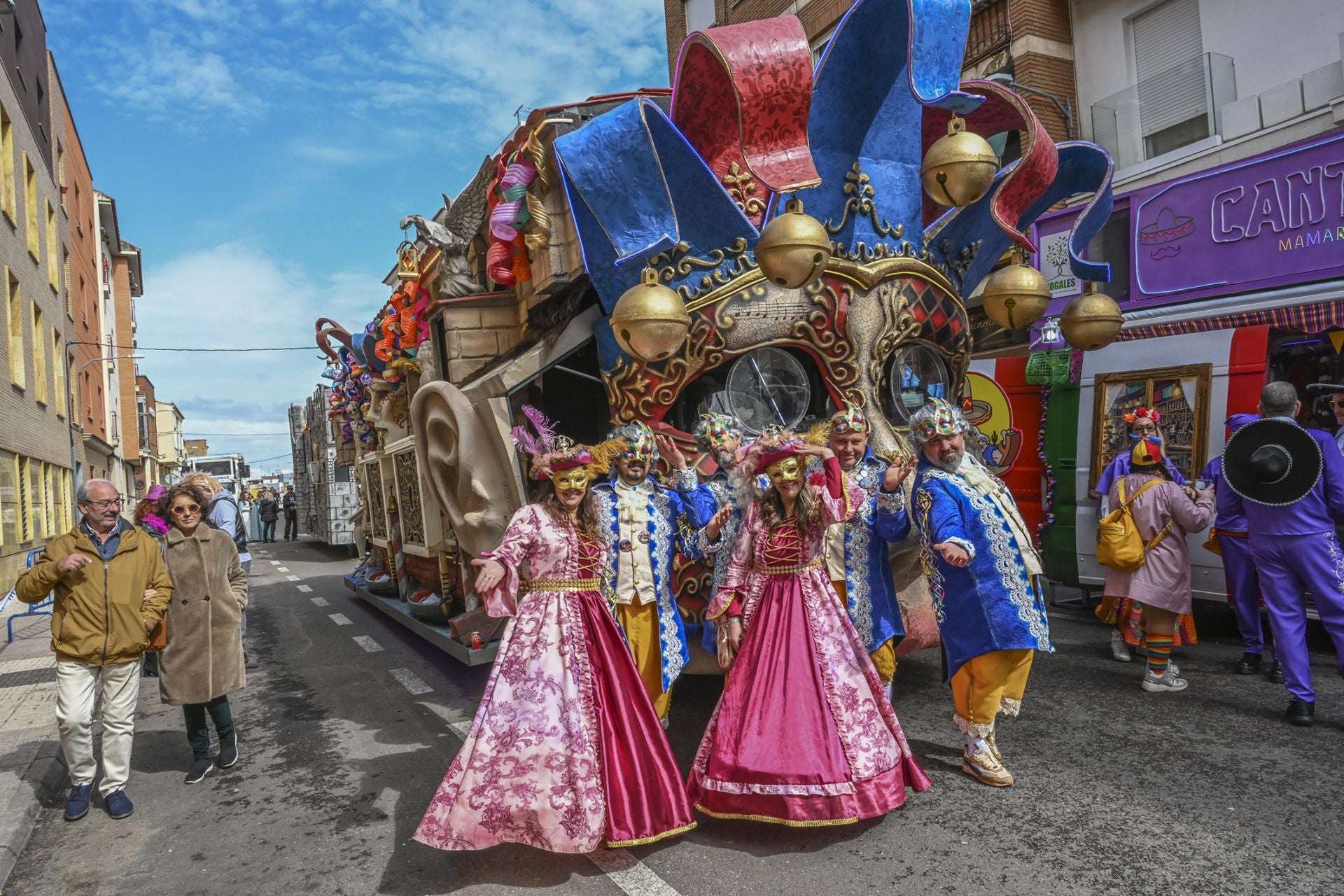 El Entierro de la Sardina del Carnaval de Badajoz 2025, en imágenes