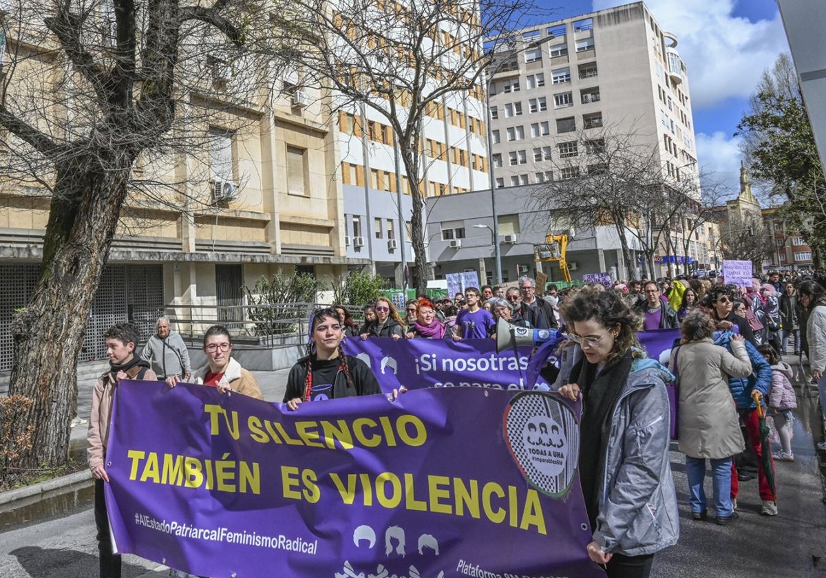 Una de las pancartas que se han visto en la manifestación de Badajoz.