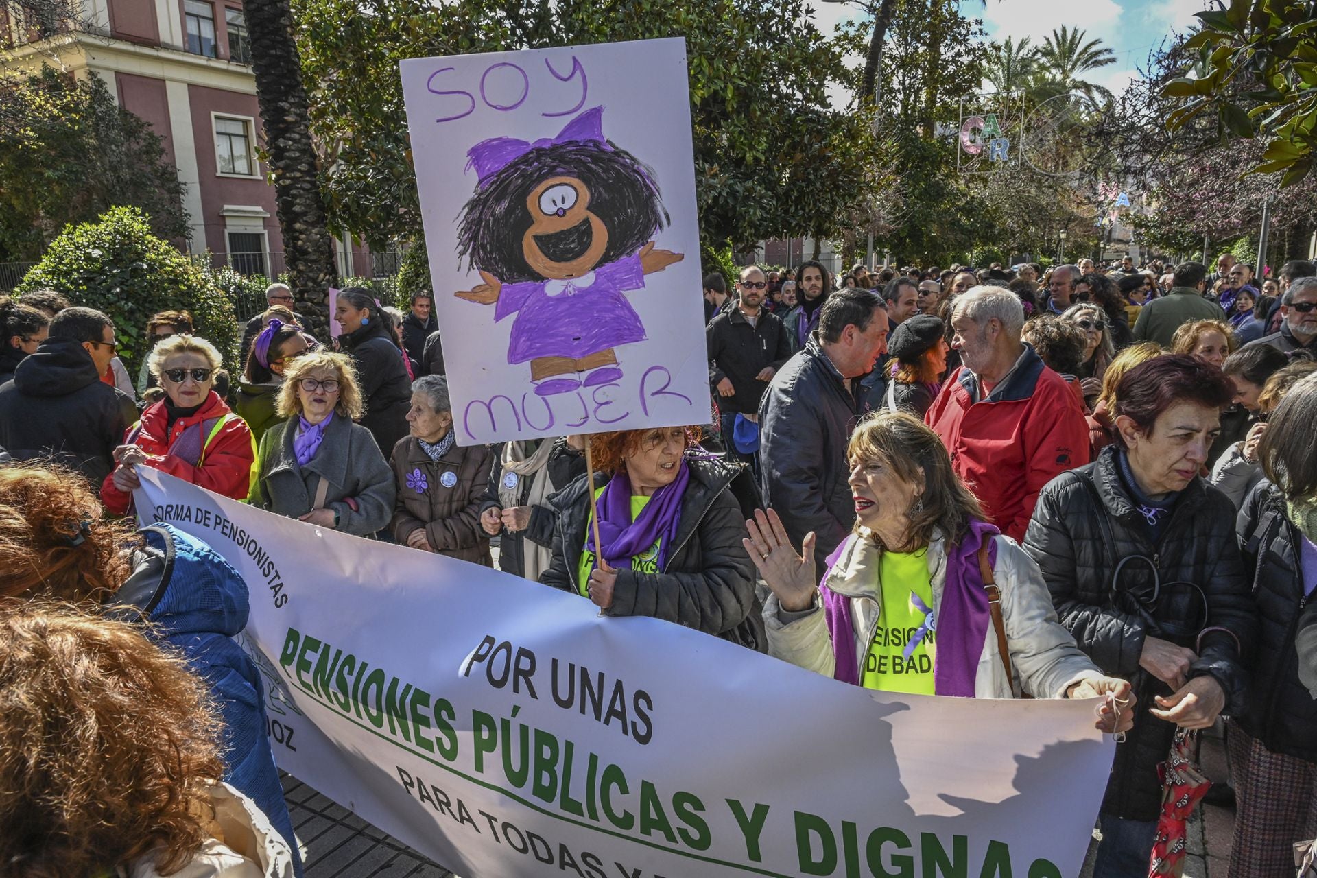 El 8M en Badajoz, en imágenes