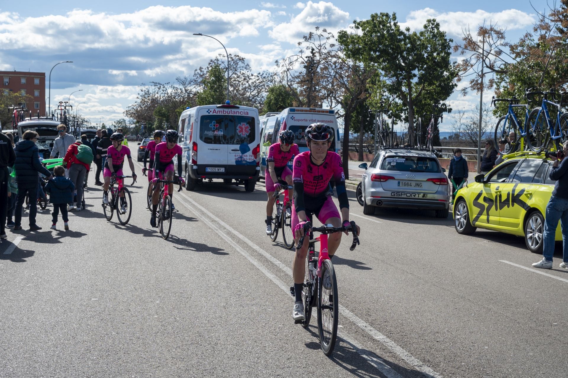 La llegada a Badajoz de La Vuelta Ciclista a Extremadura, en imágenes