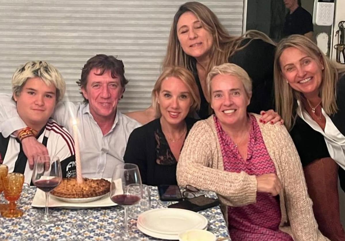 Colate celebra su 53 cumpleaños junto a su hijo Andrea Nicolás.