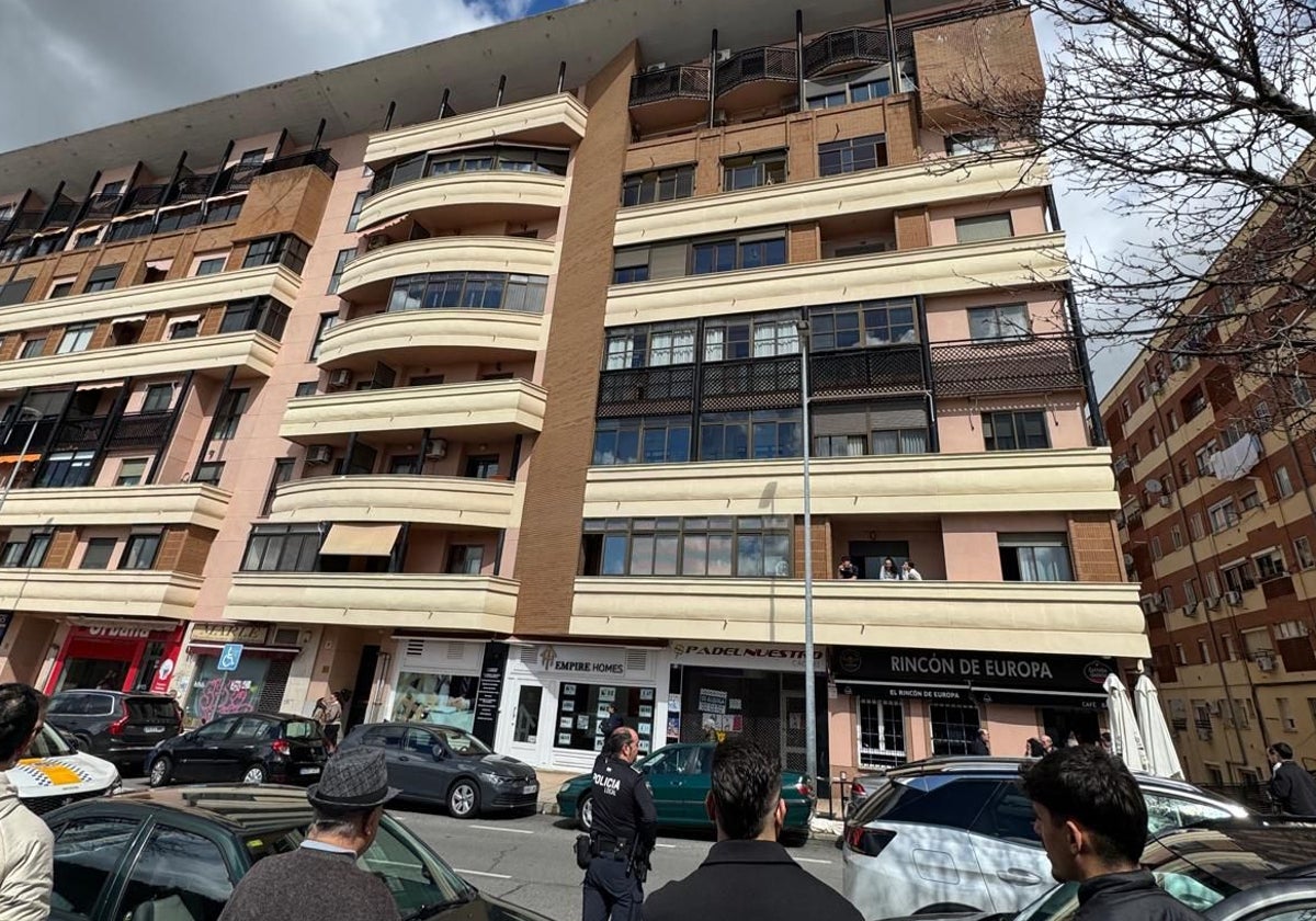 El desprendimiento se ha producido en la fachada que da a la calle Argentina.