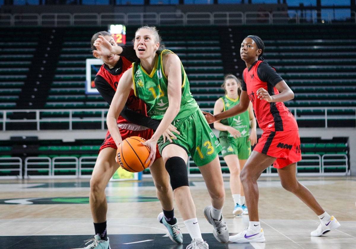 Ana Faussurier en un partido de esta temporada.