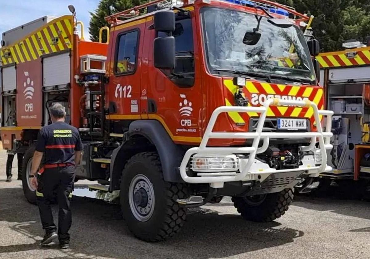 Al lugar del suceso han acudido bomberos del Cpei.