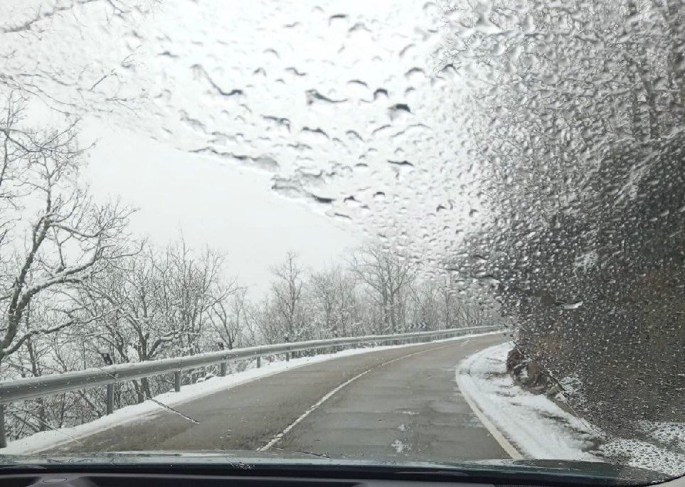 Tornavacas bajo la nieve