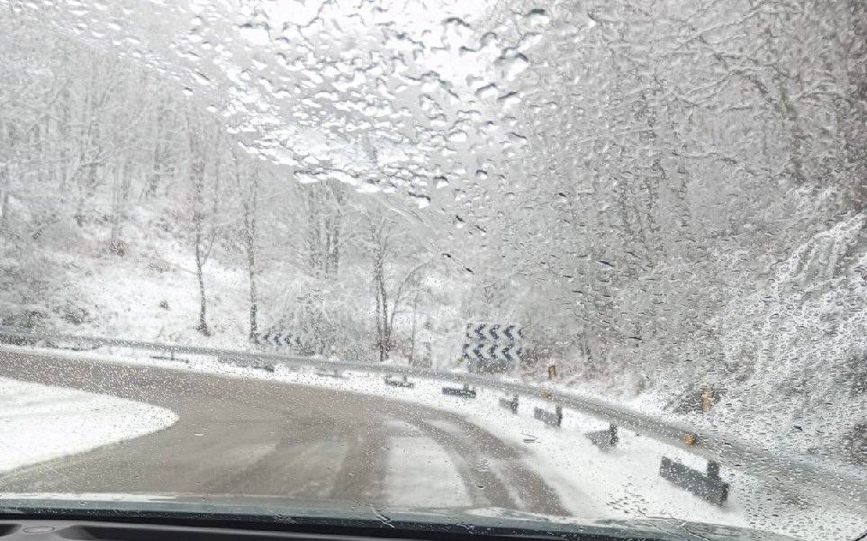 Tornavacas bajo la nieve