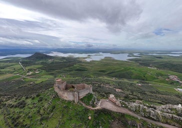 La crecida del embalse de La Serena transforma el paisaje de La Siberia