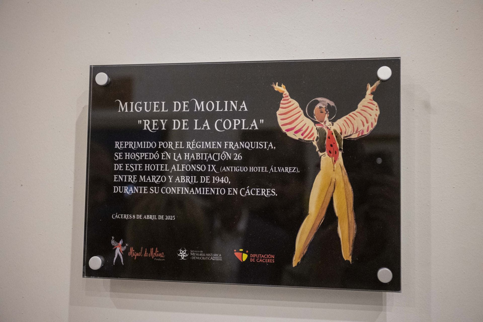 Fotos | El arte y la vida de Miguel de Molina (II)