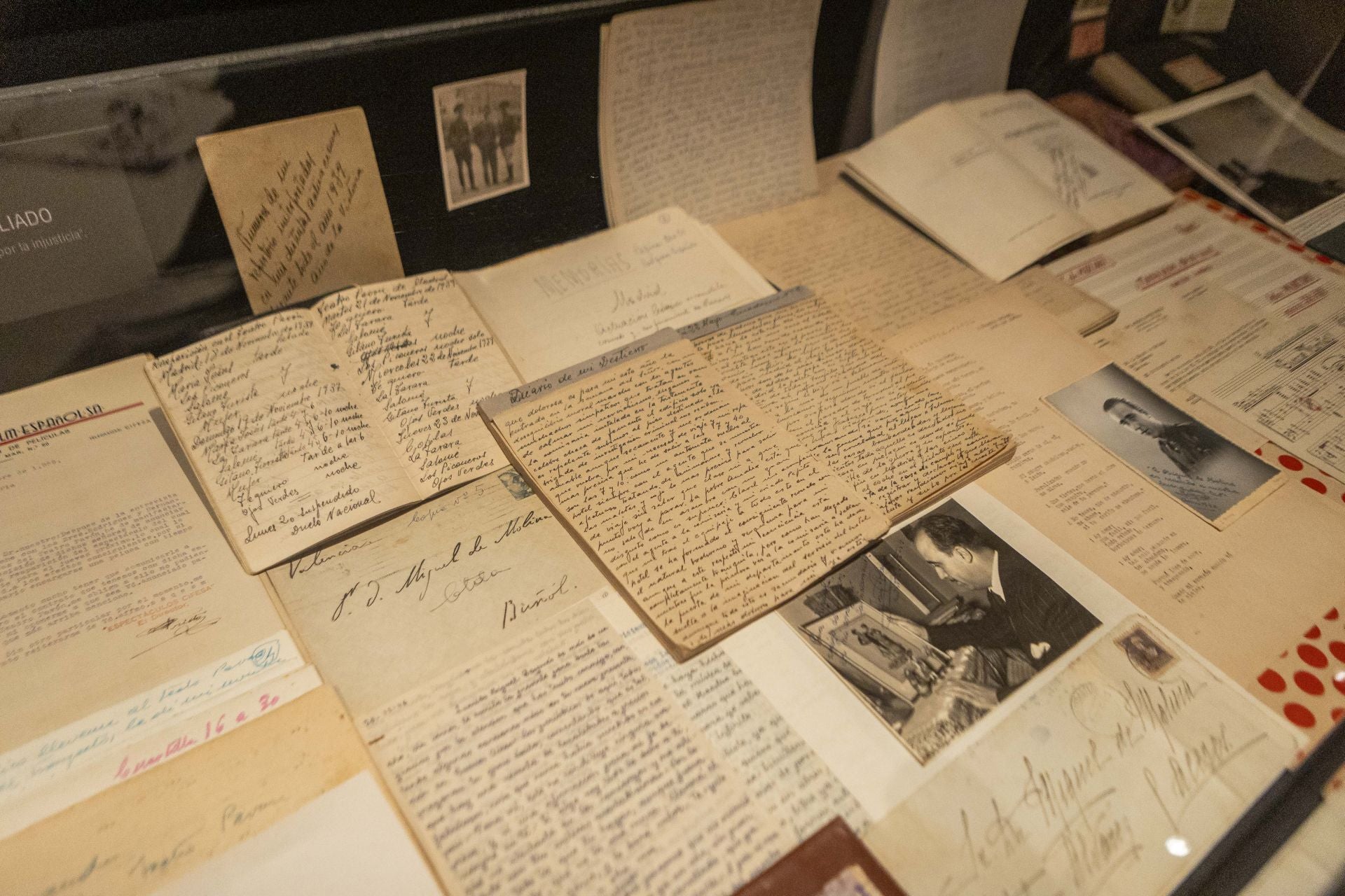 Fotos | El arte y la vida de Miguel de Molina (II)