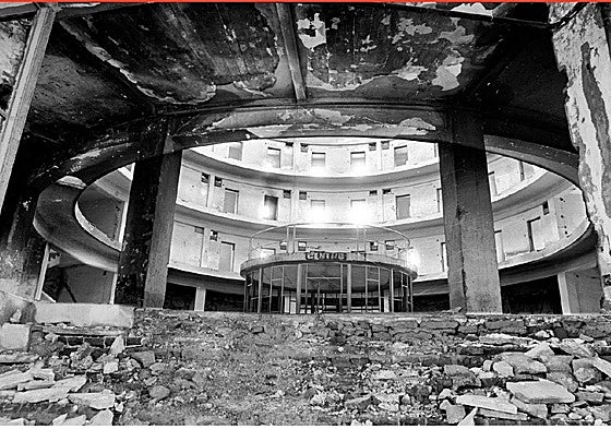 Interior de la antigua cárcel que había donde hoy se alza el MEIAC.