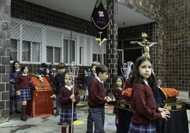 Así ha sido la procesión infantil del colegio Sopeña de Badajoz