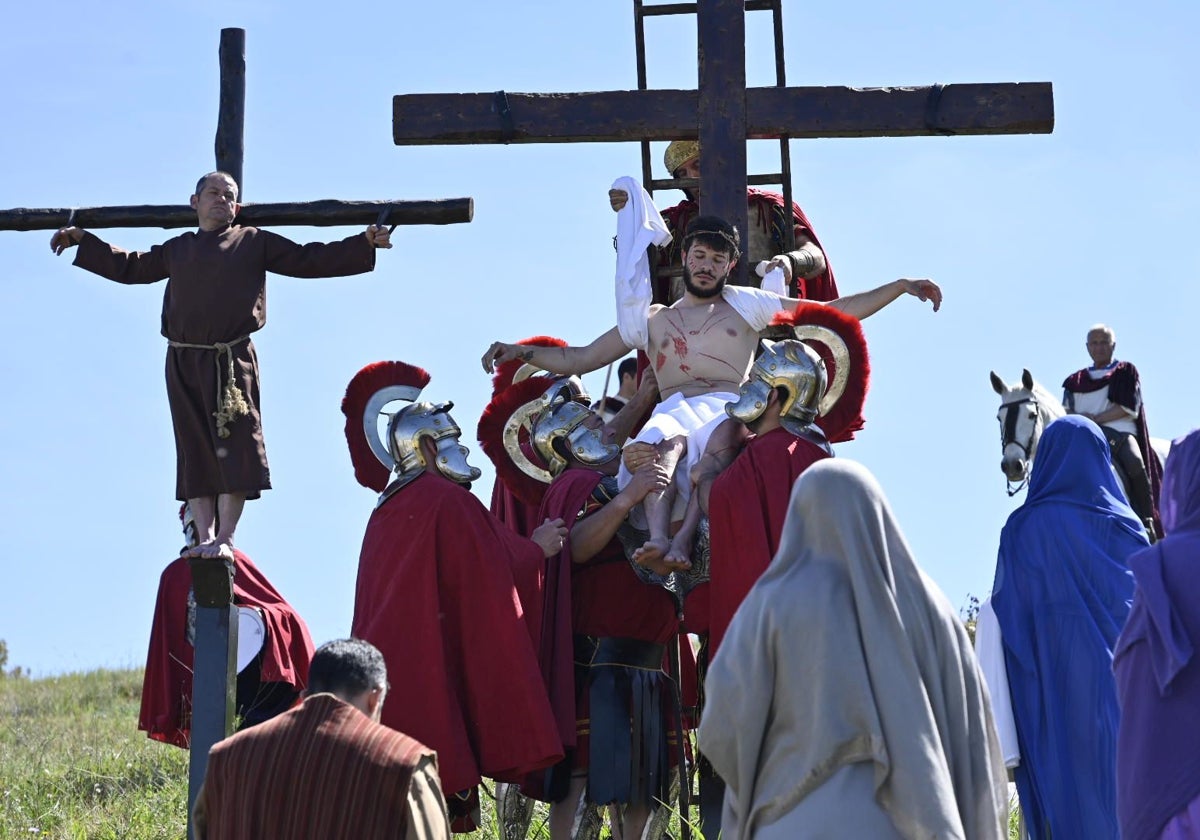 Un centenar de vecinos participarán en el viacrucis viviente del Cerro de Reyes
