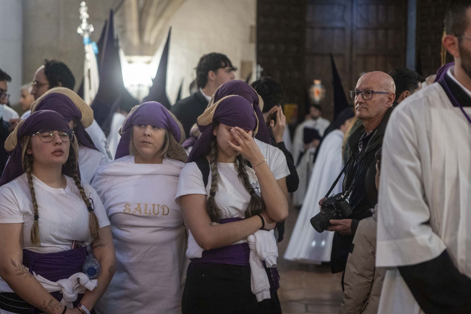 Las mejores imágenes del Lunes Santo en Cáceres