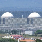 Panorámica de los dos reactores nucleares de Almaraz.
