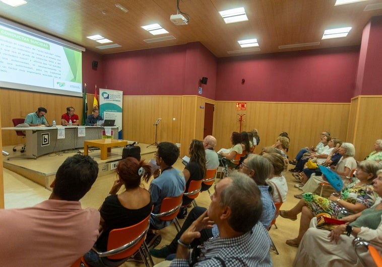 Salud pone en marcha el primer plan de ayuda a quienes sufren duelo por suicidio en la región