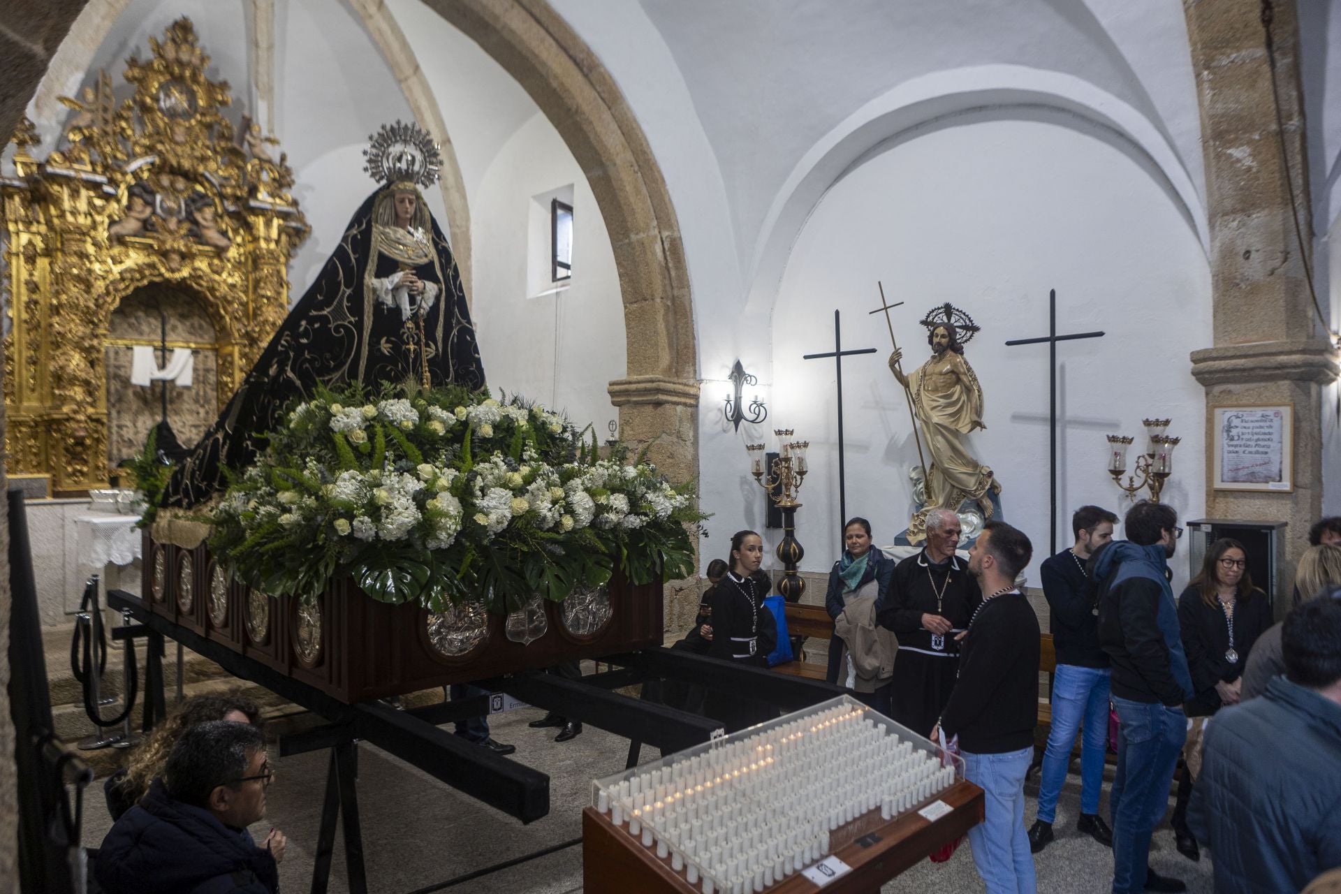 La suspensión del Santo Entierro de Cáceres, en imágenes