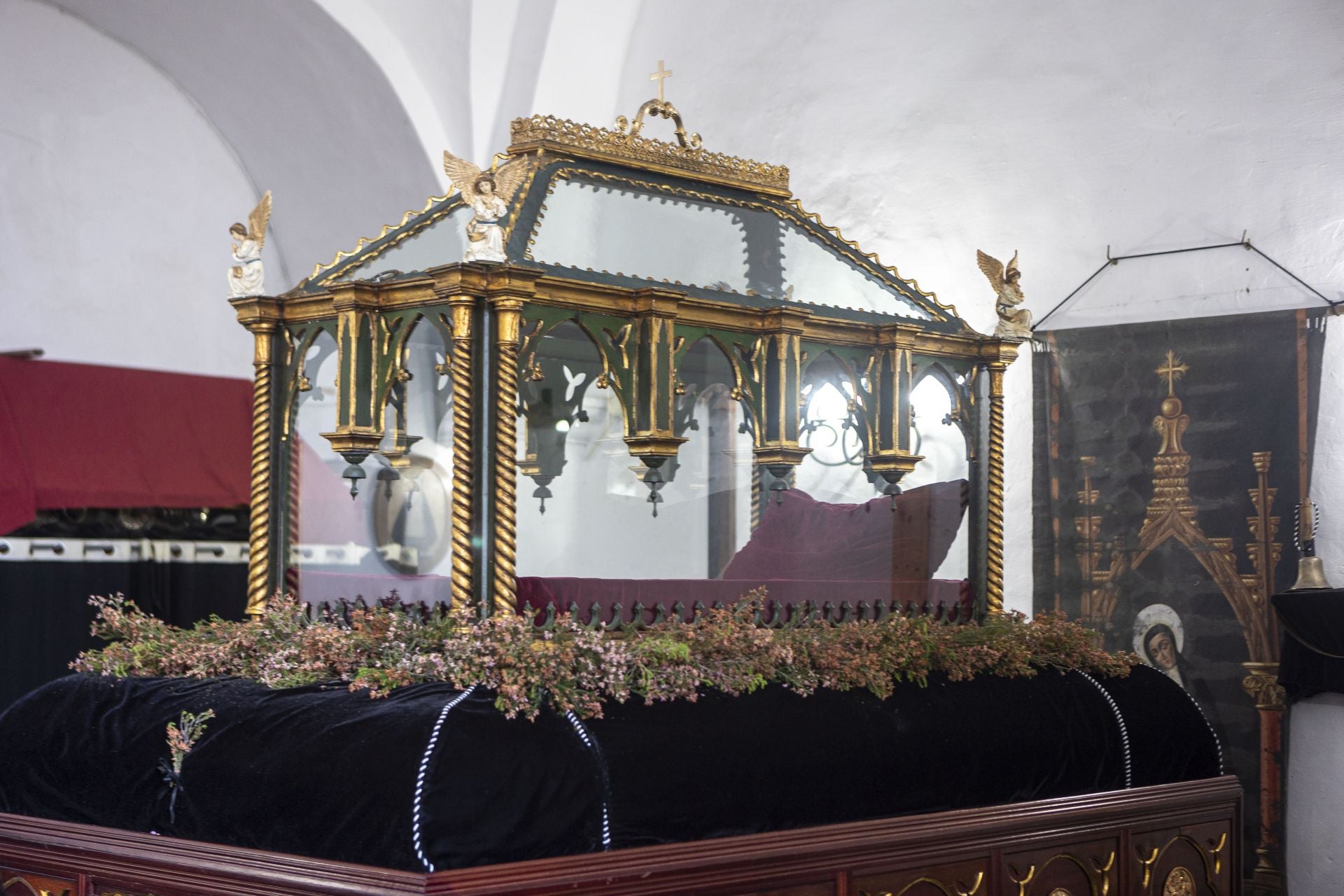 La suspensión del Santo Entierro de Cáceres, en imágenes