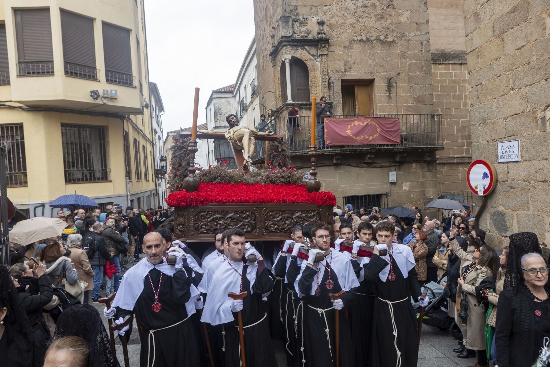 Viernes Santo de Cáceres, en imágenes