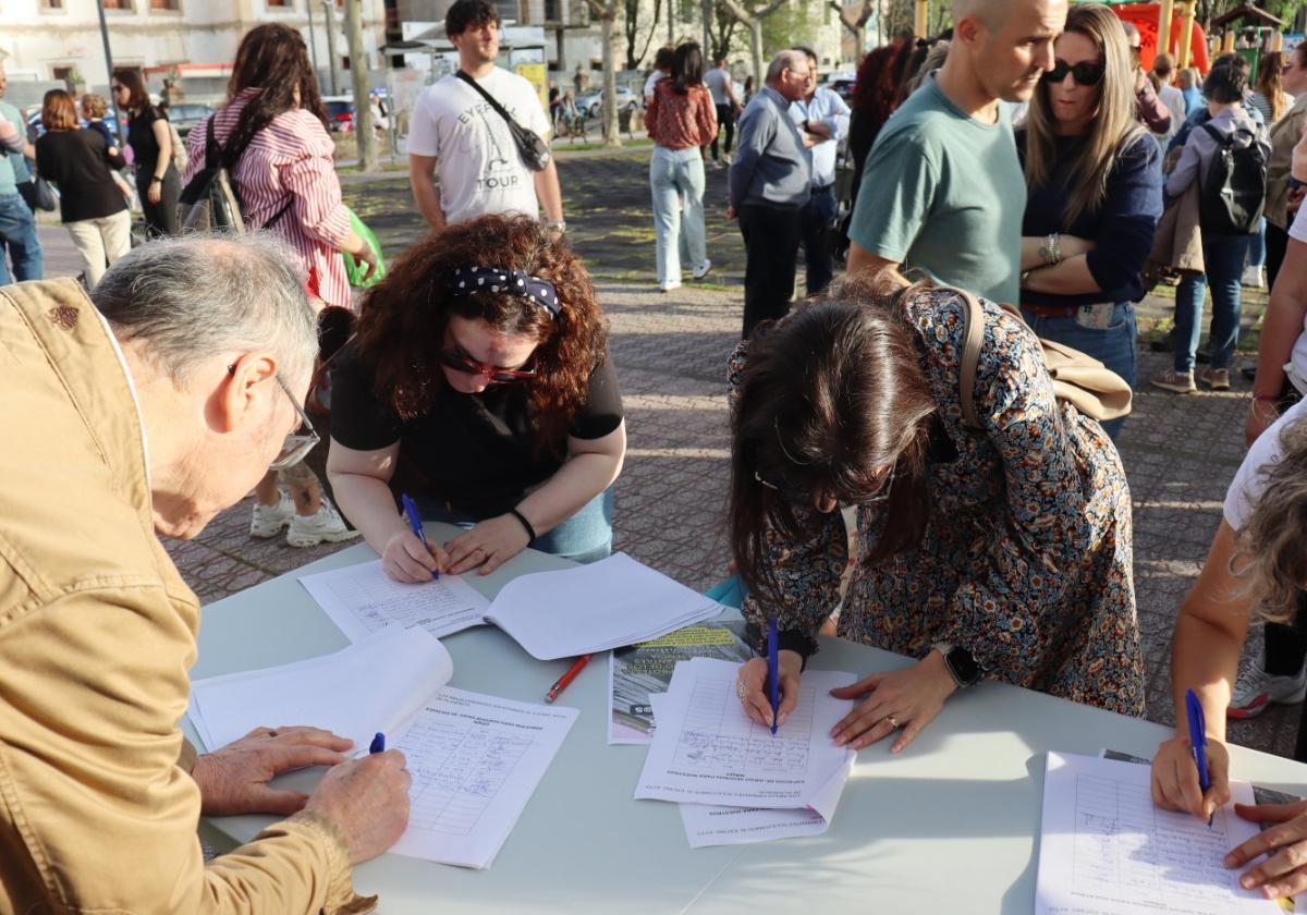 El Ayuntamiento de Plasencia defiende su gestión administrativa en los parques infantiles