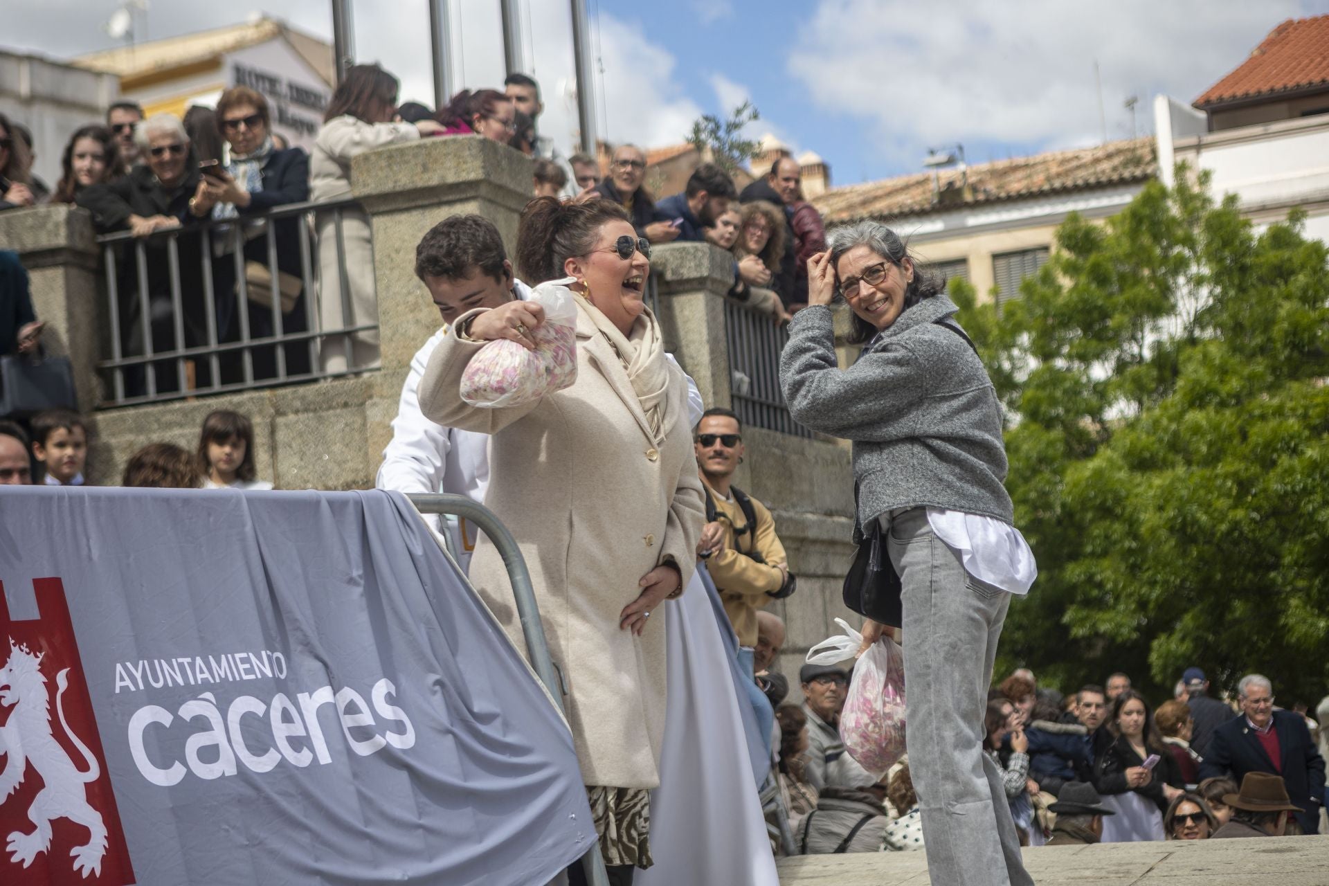 Fotos | Así ha puesto Cáceres el broche final a la Semana Santa