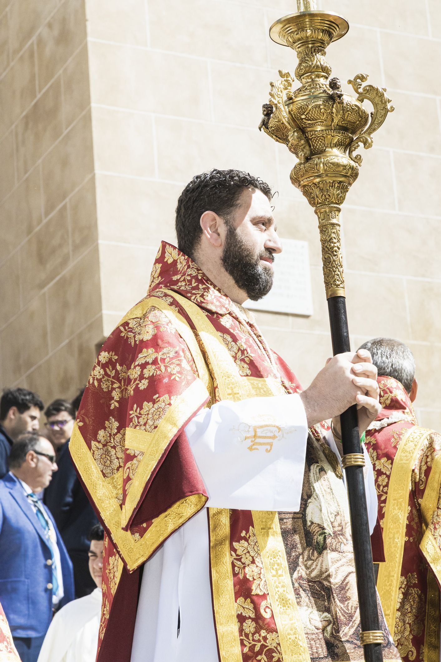 Fotos | Así ha sido la procesión de la Hermandad del Resucitado