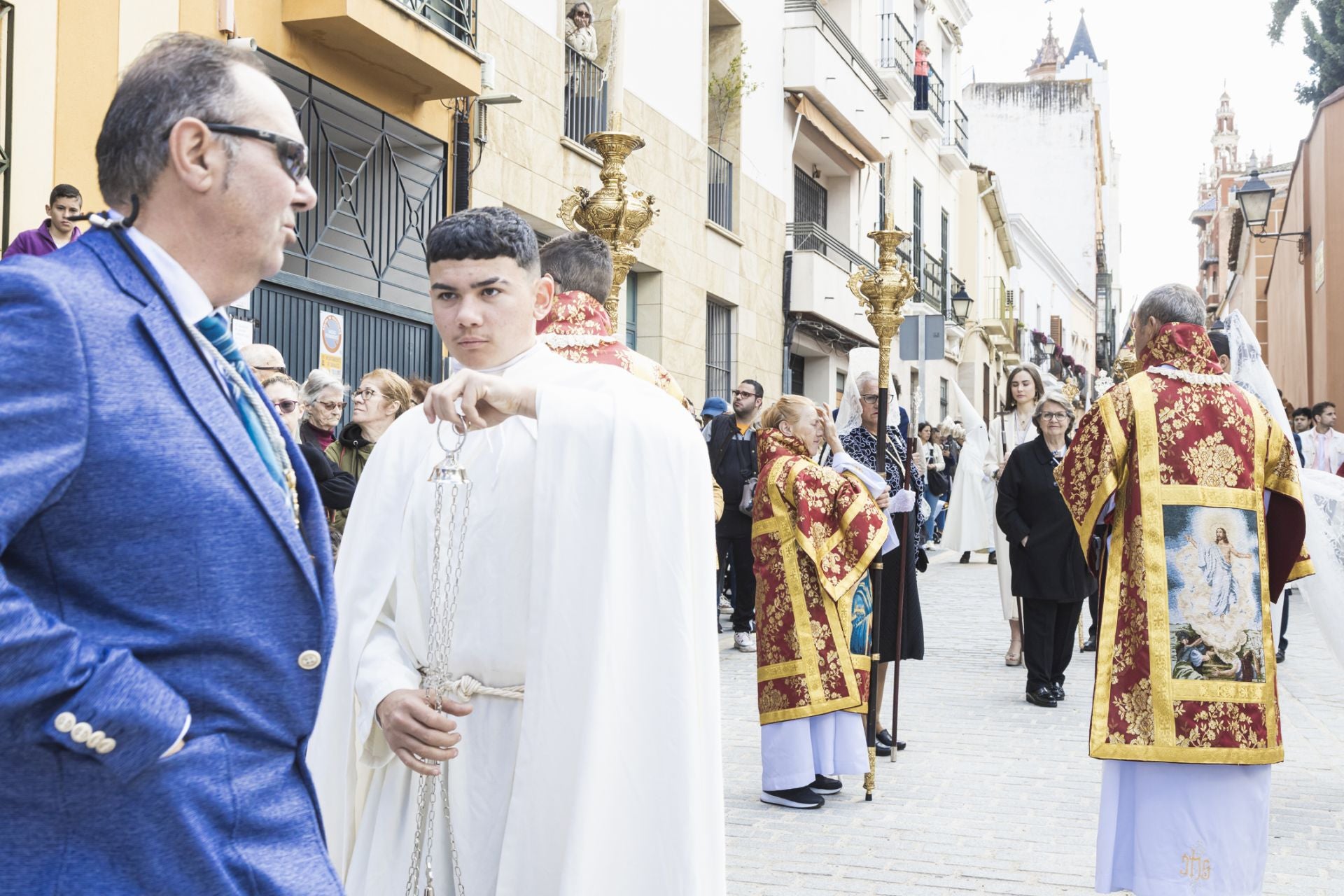 Fotos | Así ha sido la procesión de la Hermandad del Resucitado