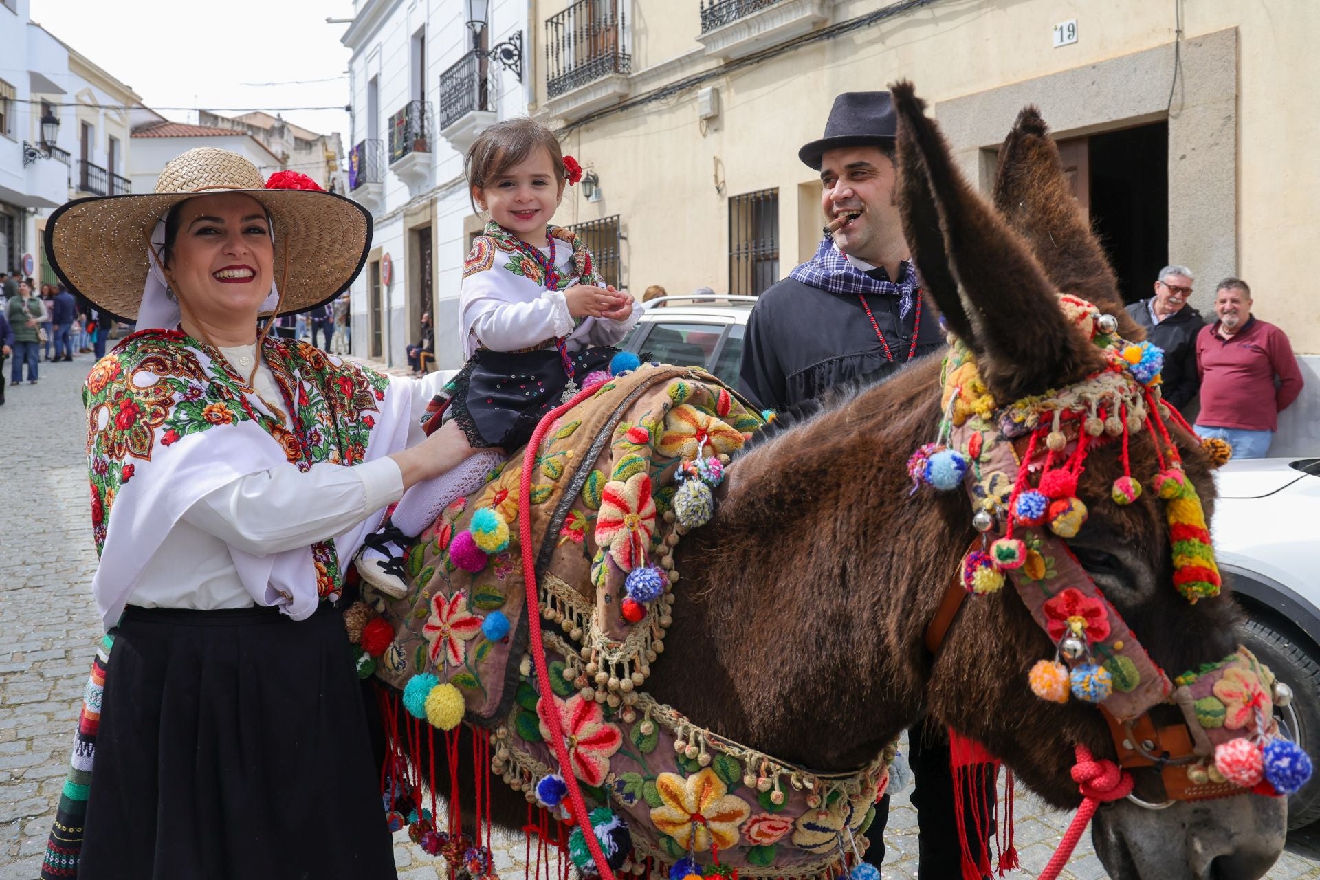Fotos: Desfile de carrozas de la romería de Piedraescrita de Campanario