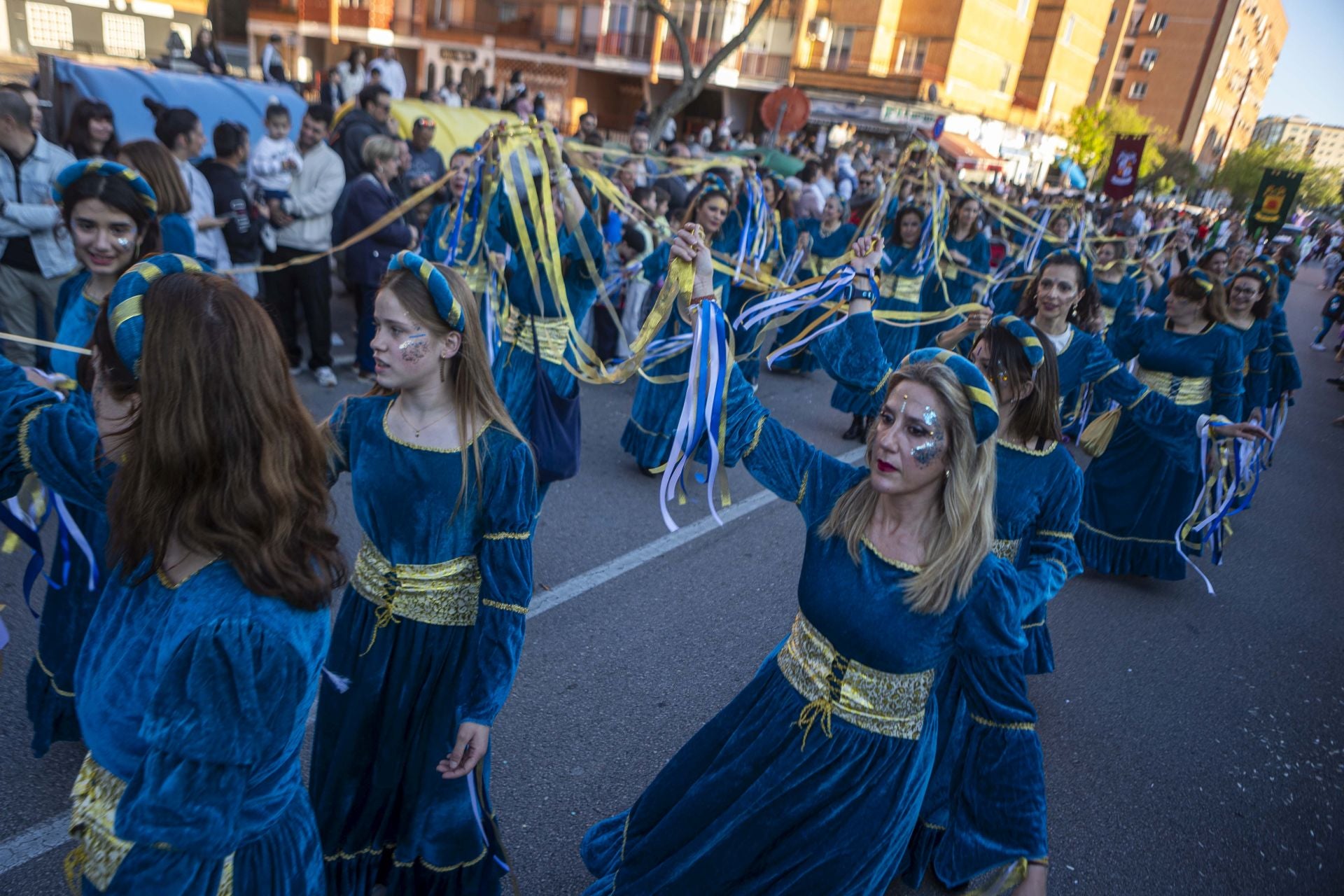El desfile de San Jorge de Cáceres, en imágenes