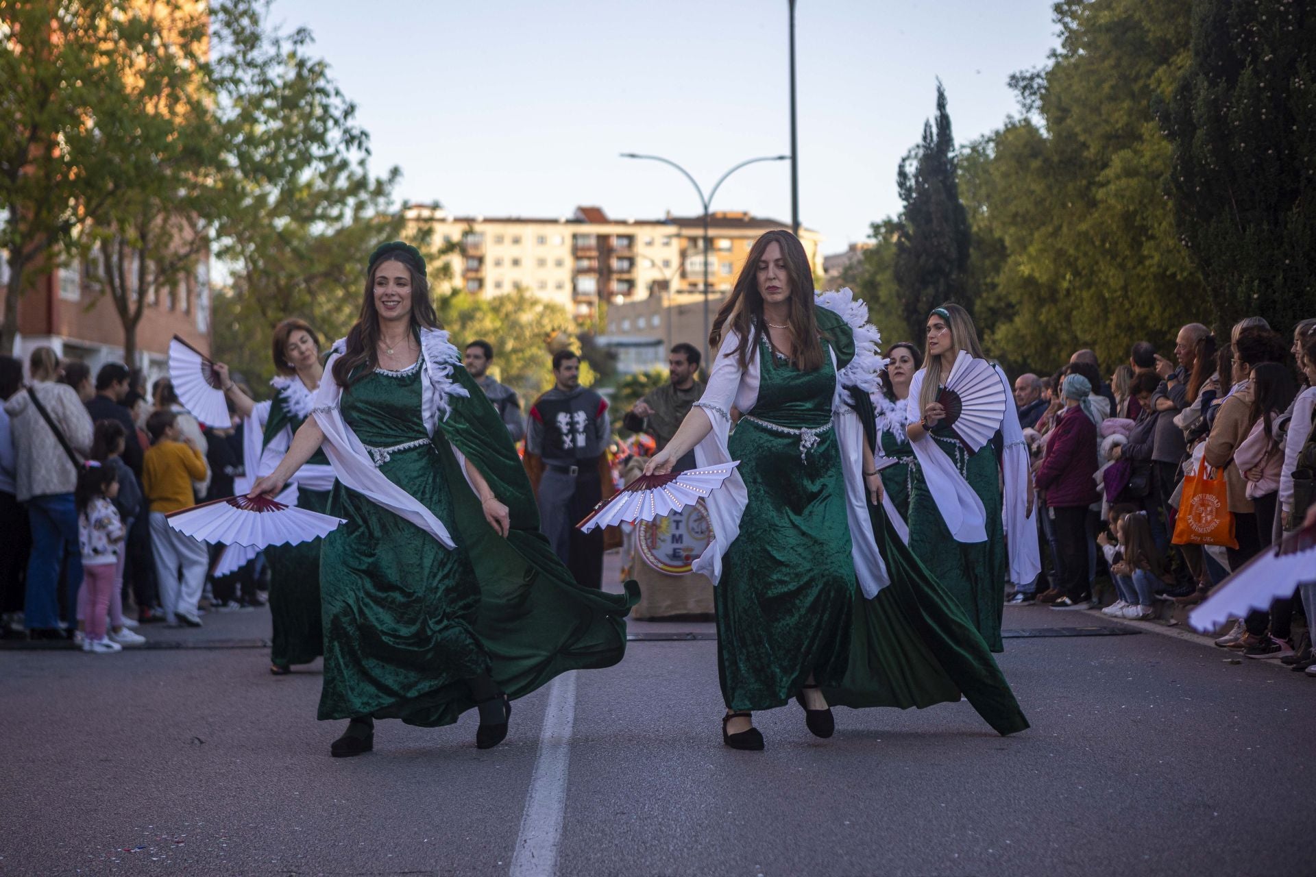 El desfile de San Jorge de Cáceres, en imágenes
