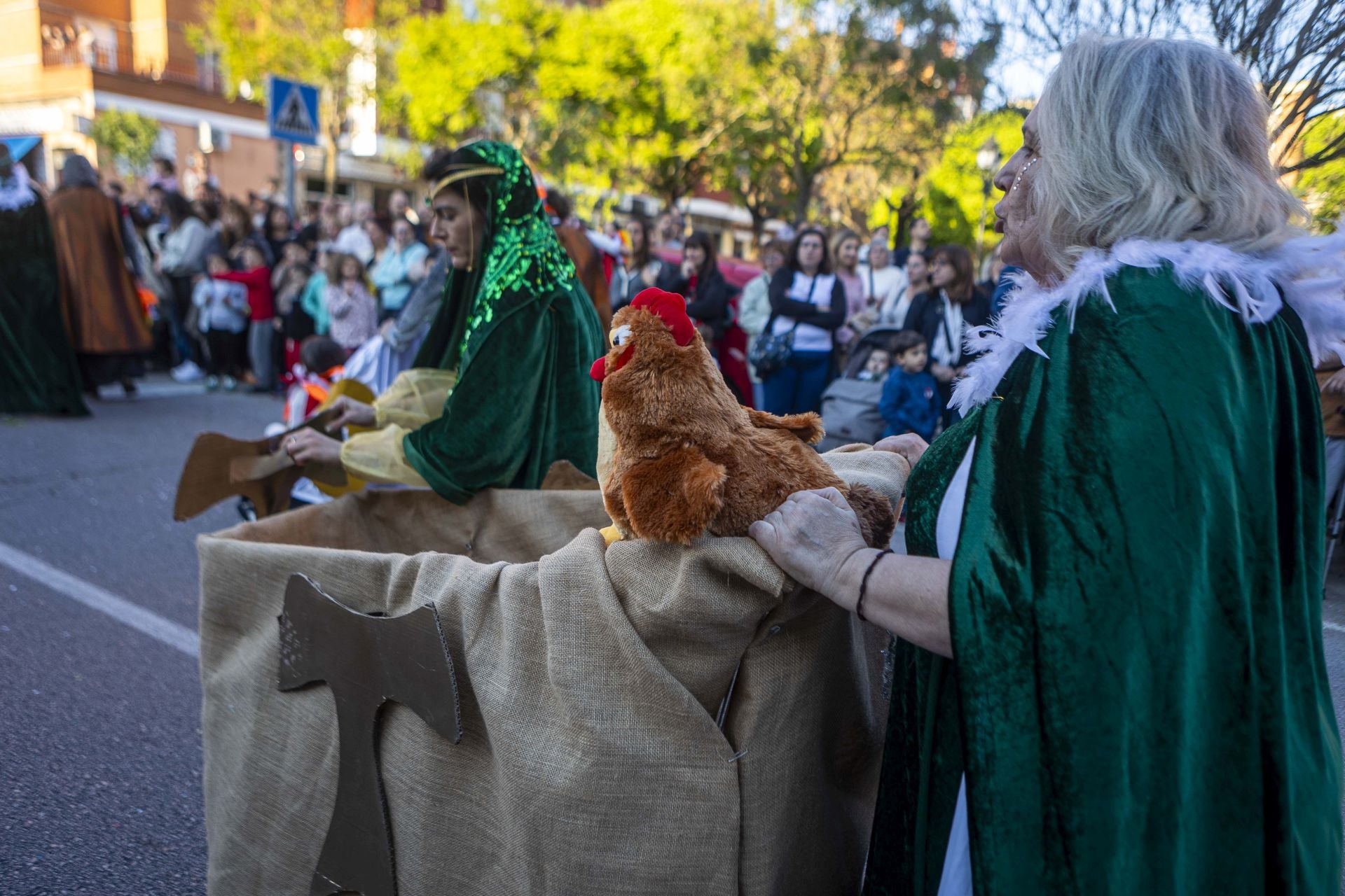 El desfile de San Jorge de Cáceres, en imágenes